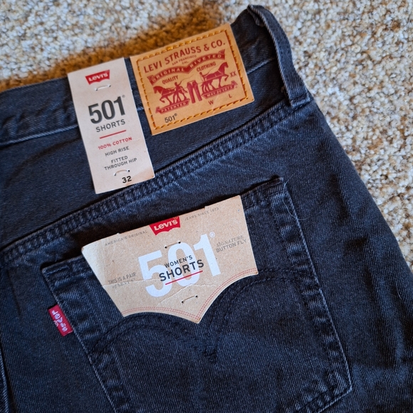 Levi's 501 High Rise Black Short NWT Sz 32 - Picture 5 of 9